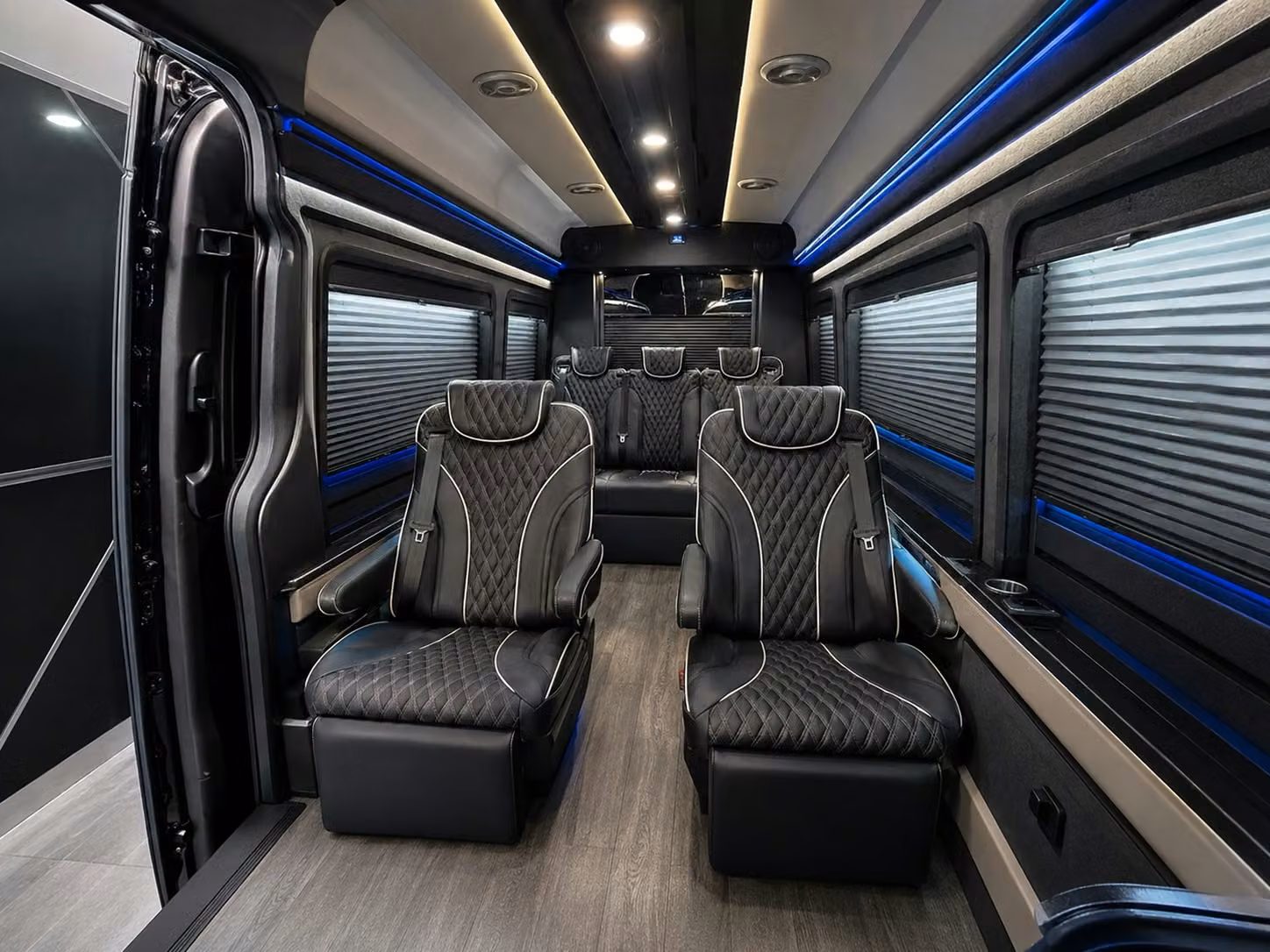corporate and hotel airport shuttles serving hialeah businesses