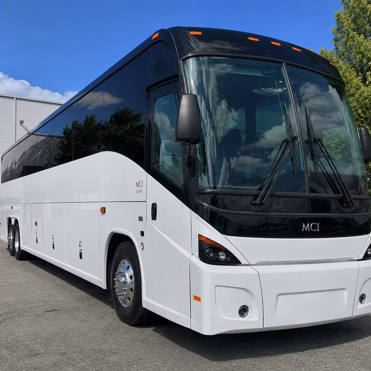 daily commuter shuttle service for hialeah s industrial and manufacturing workforce