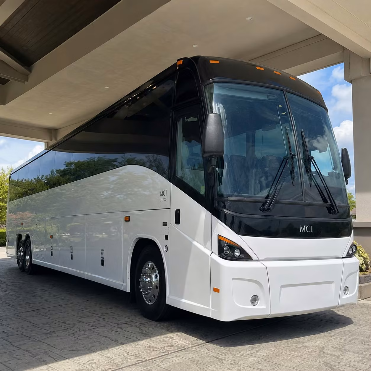shuttle buses for hialeah s healthcare and hospital workforce